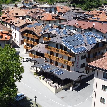 Hotel Denny Pinzolo Ngoại thất bức ảnh