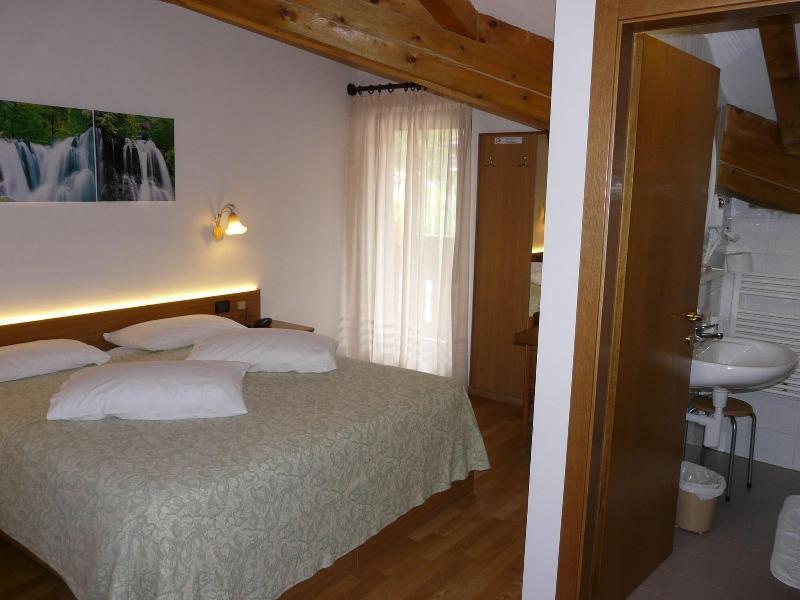 Hotel Denny Pinzolo Ngoại thất bức ảnh