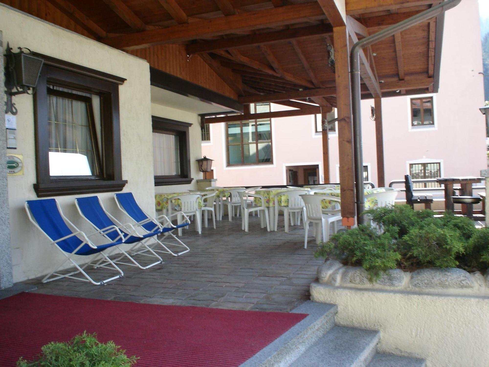 Hotel Denny Pinzolo Ngoại thất bức ảnh