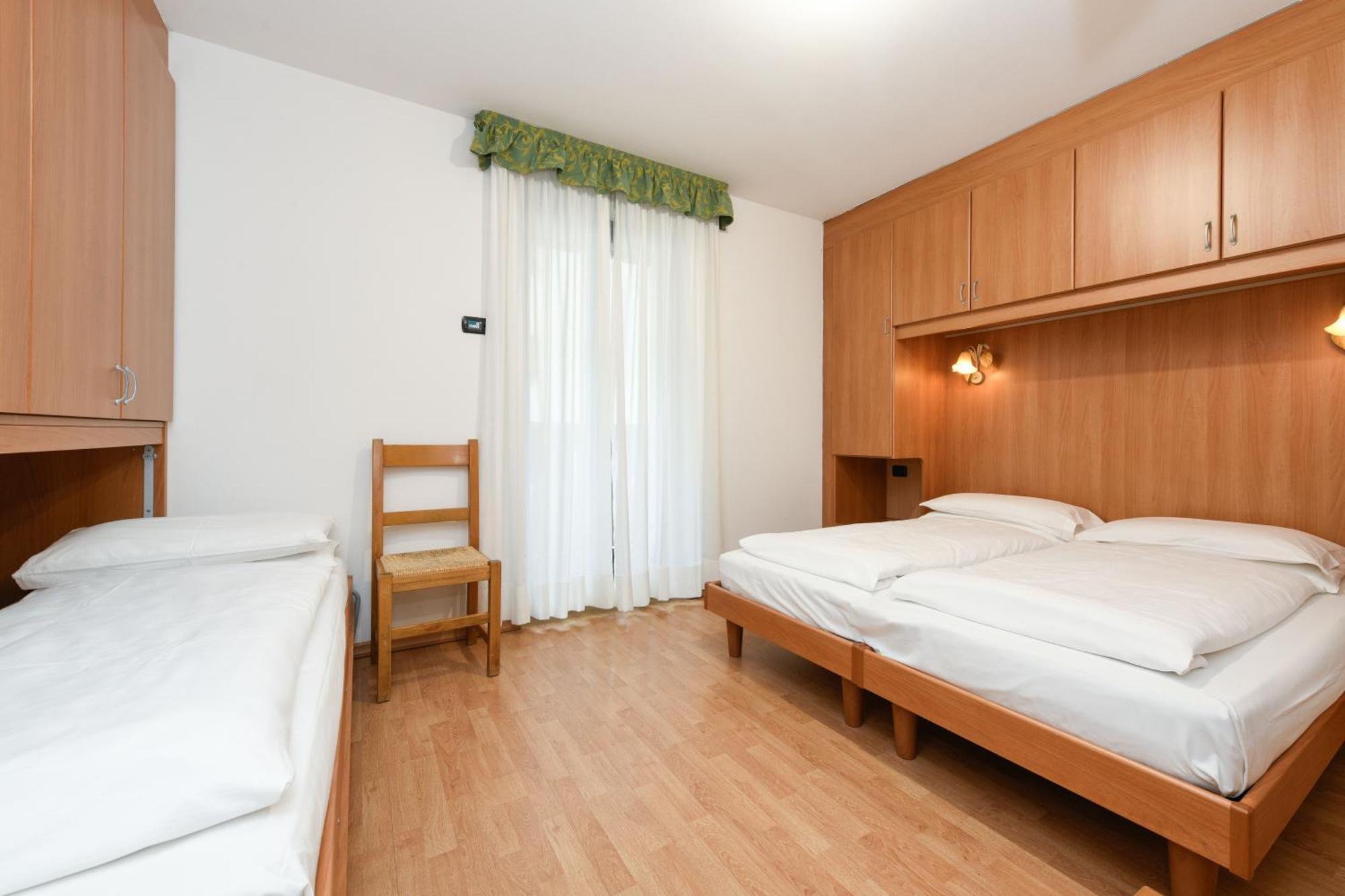 Hotel Denny Pinzolo Ngoại thất bức ảnh